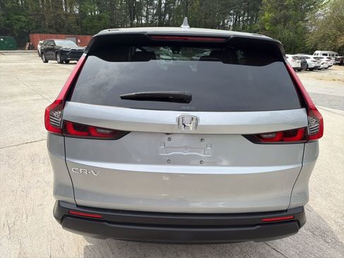 Used 2025 Honda CR-V LX image 9