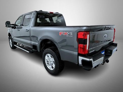 New 2026 Ford F350 XLT w/ XLT Premium Package AWD/4WD image 7