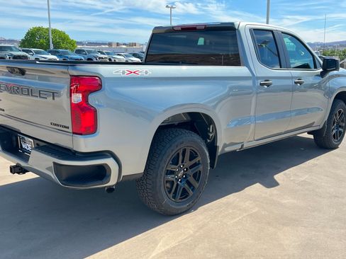 New 2026 Chevrolet Silverado 1500 Custom w/ LPO, Dark Essentials Package AWD/4WD image 6