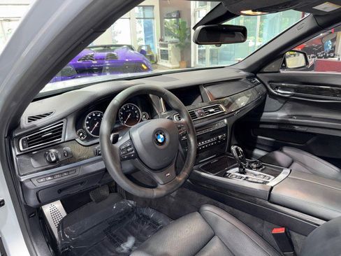 Used 2015 BMW 750Li xDrive w/ M Sport Edition AWD/4WD image 43