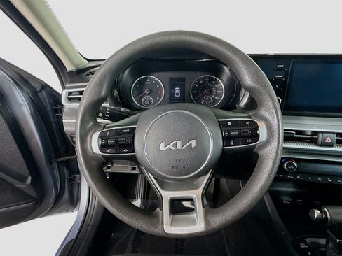 Used 2022 Kia K5 LXS image 13