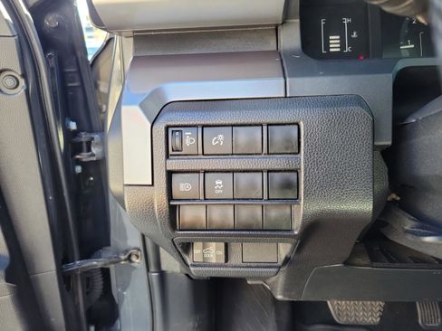 Used 2024 Toyota Tacoma SR5 RWD image 23