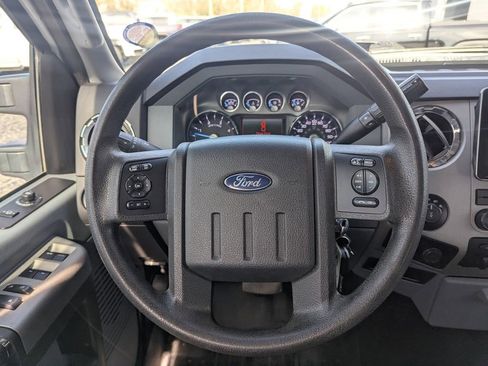 Used 2015 Ford F250 XLT w/ XLT Value Package image 11