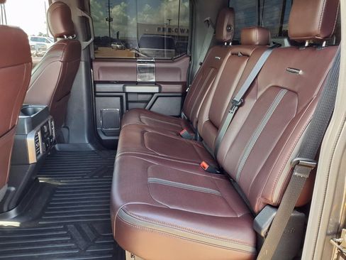 Used 2017 Ford F250 Platinum w/ Platinum Ultimate Package AWD/4WD image 26