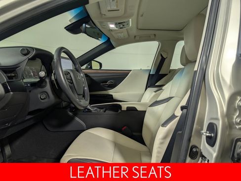 Used 2023 Lexus ES 300h w/ Premium Package image 9