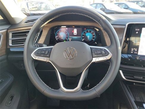 New 2025 Volkswagen Atlas SE image 16