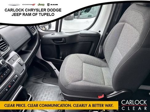 Used 2025 RAM ProMaster 2500 w/ Convenience Group FWD image 25