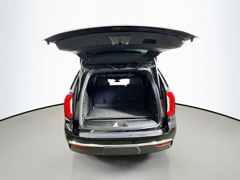 Used 2021 GMC Yukon XL SLT w/ SLT Premium Package image 38