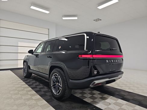 Used 2025 Rivian R1S Adventure AWD/4WD image 3