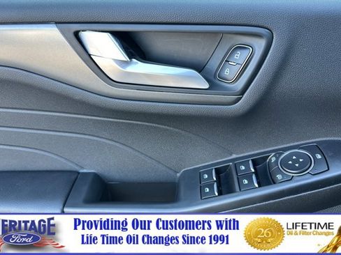 New 2025 Ford Escape SE w/ Class II Trailer Tow Package image 11