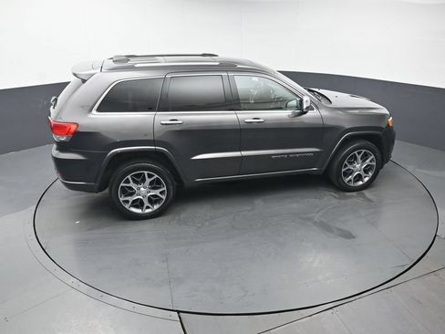 Used 2019 Jeep Grand Cherokee Overland AWD/4WD image 41