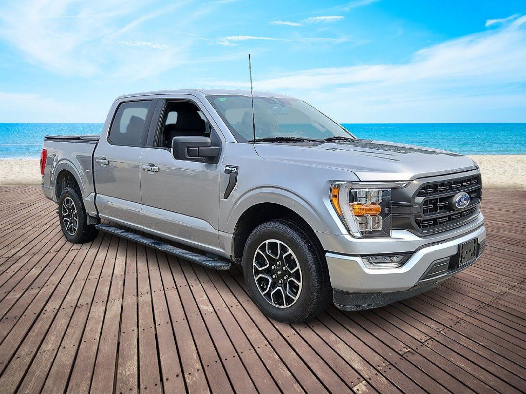 Used 2022 Ford F150 XLT w/ Equipment Group 302A High RWD image 3