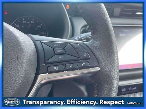 Used 2024 Nissan Kicks SR image 20