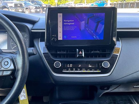 Used 2023 Toyota Corolla LE FWD image 6