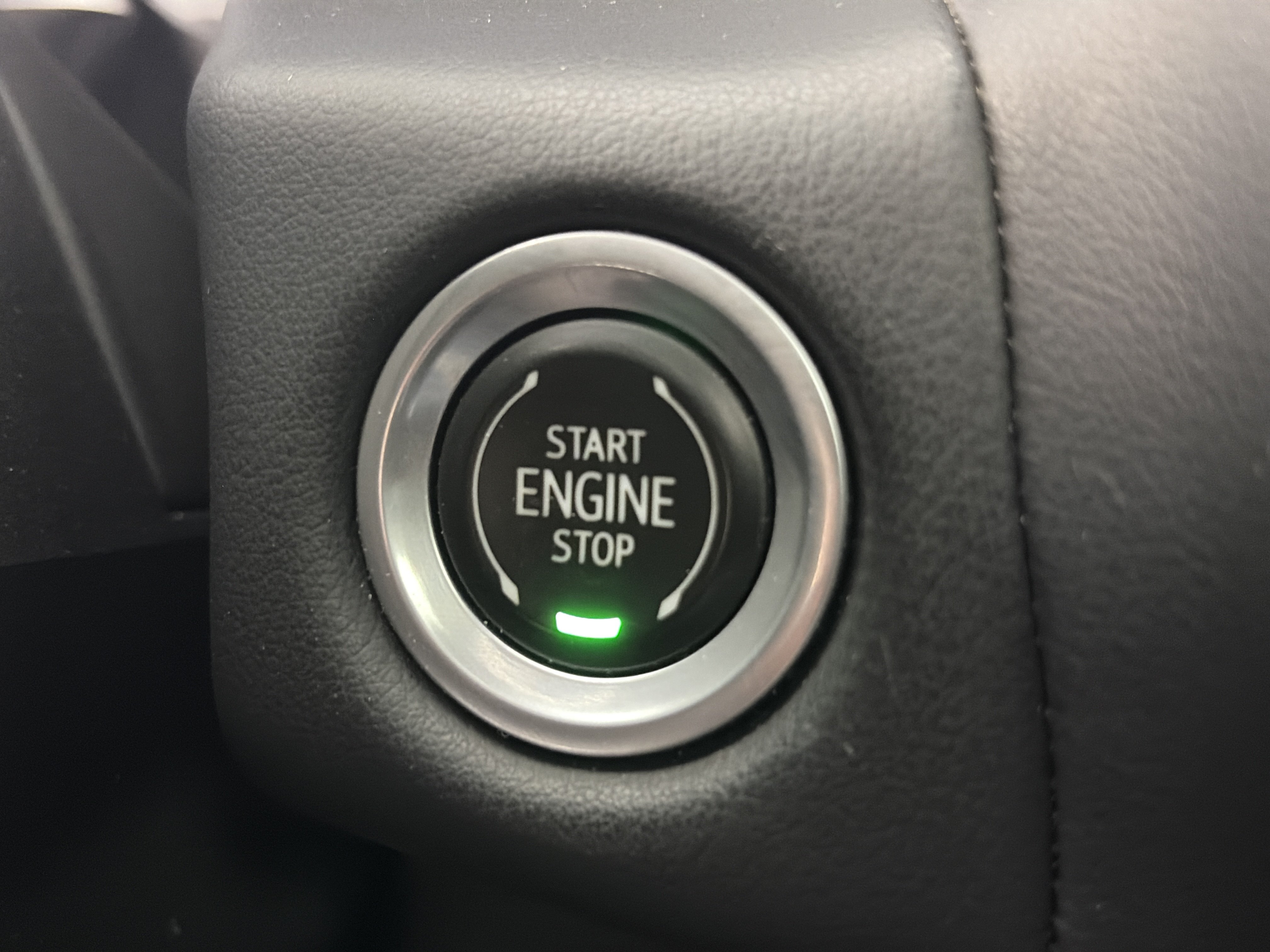 Used 2022 GMC Yukon SLT AWD/4WD image 35