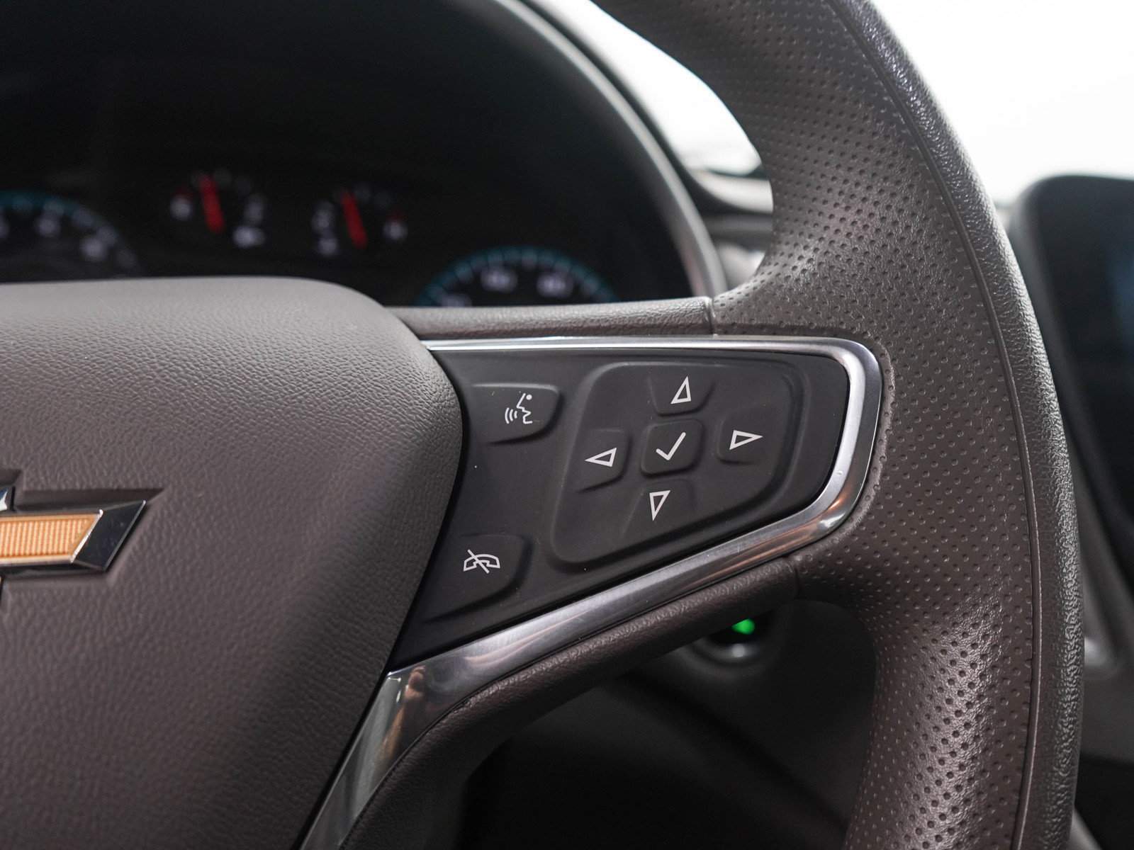 Used 2020 Chevrolet Malibu LS w/ Driver Confidence Package II FWD image 24