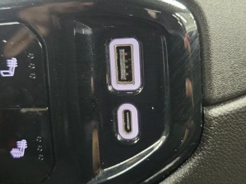 Used 2025 Chevrolet Silverado 2500 LT w/ Convenience Package AWD/4WD image 26