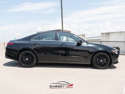 Used 2020 Mercedes-Benz CLA 250 w/ Premium Package image 8