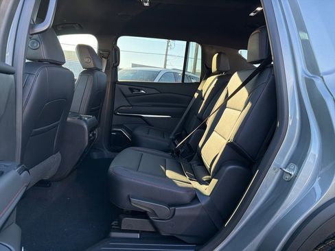 New 2026 Chevrolet Traverse Z71 w/ Enhanced Driving Package image 16