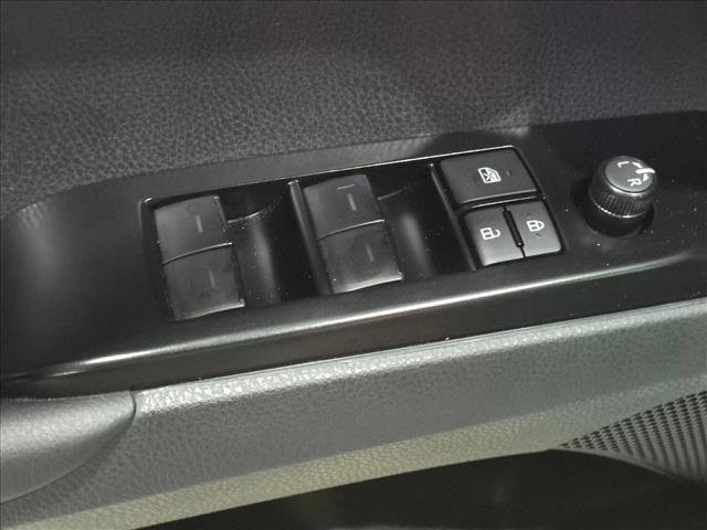 Certified 2026 Toyota Camry SE FWD image 3