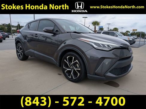 Used 2021 Toyota C-HR LE FWD image 2