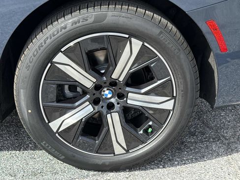 New 2026 BMW iX xDrive45 image 12
