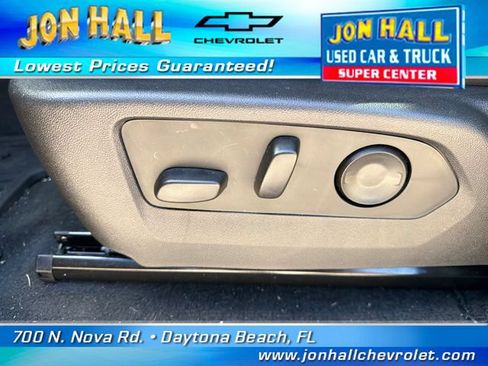 Used 2026 Chevrolet Colorado Trail Boss AWD/4WD image 19