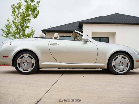 Used 2003 Lexus SC 430 Convertible RWD image 9