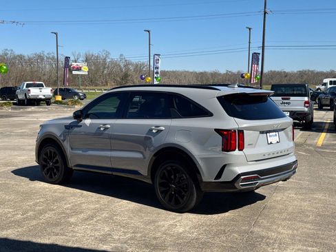 Used 2022 Kia Sorento SX image 5