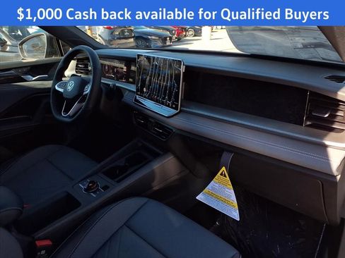 New 2026 Volkswagen Tiguan SE R-Line image 22