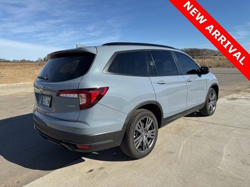 Used 2022 Honda Pilot Sport image 3