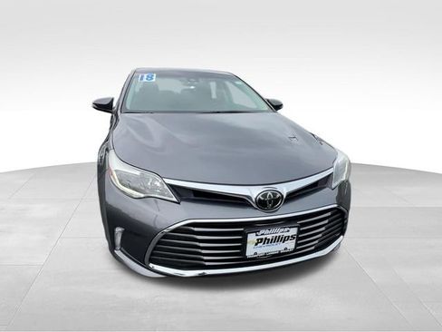 Used 2018 Toyota Avalon Limited w/ All Weather Liner Package FWD image 8