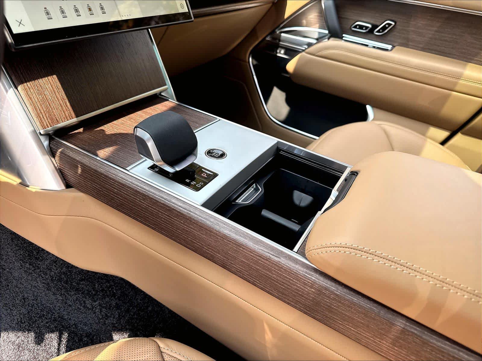 New 2026 Land Rover Range Rover SE AWD/4WD image 10