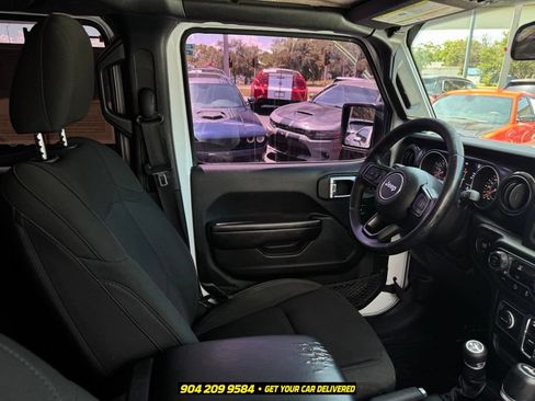 Used 2021 Jeep Wrangler Unlimited Sport AWD/4WD image 38