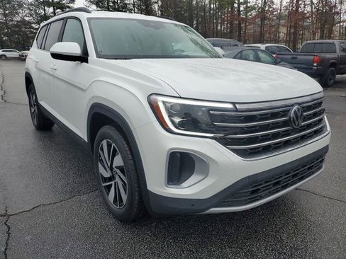 New 2026 Volkswagen Atlas SE image 3