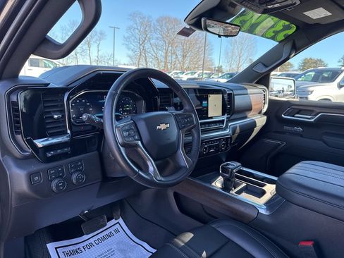 Used 2023 Chevrolet Silverado 1500 High Country w/ High Country Premium Package image 21