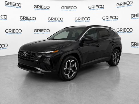 Used 2023 Hyundai Tucson Limited AWD/4WD image 3
