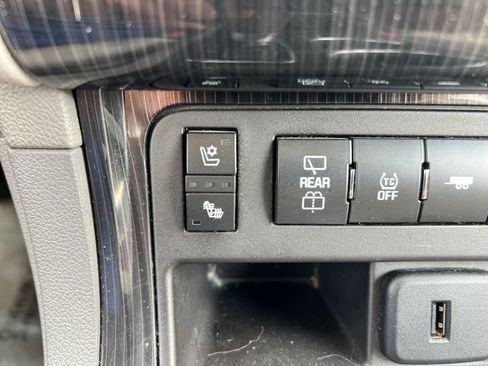 Certified 2015 Chevrolet Traverse LTZ FWD image 26