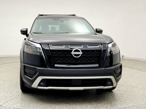 Used 2025 Nissan Pathfinder Rock Creek AWD/4WD image 2