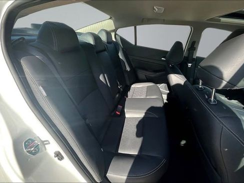 New 2025 Nissan Altima 2.5 SL image 10