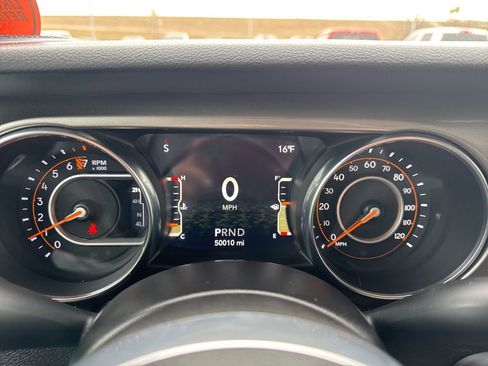 Certified 2020 Jeep Gladiator Overland image 16