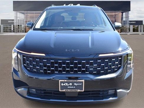 New 2026 Kia Carnival SX w/ SX Dark Edition Package image 8