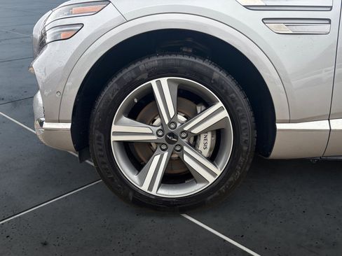 Used 2025 Genesis GV80 3.5T image 14