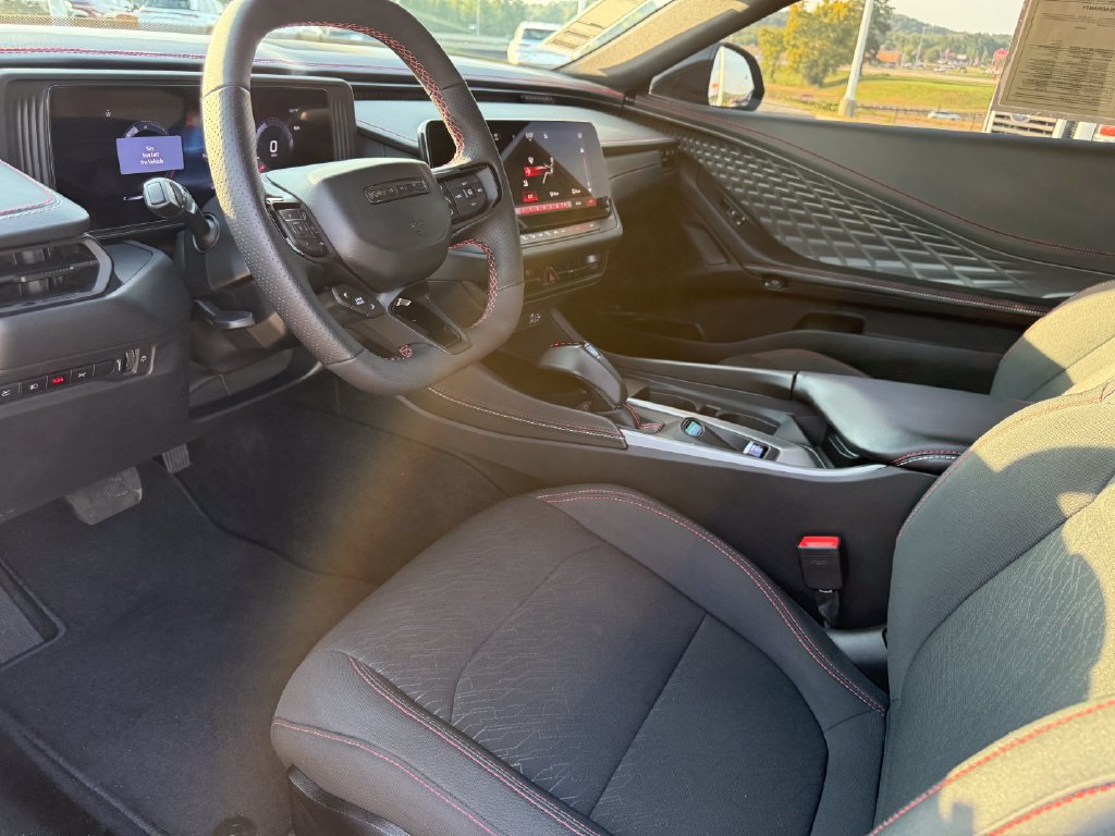 Used 2026 Dodge Charger R/T w/ Blacktop Package AWD/4WD image 4