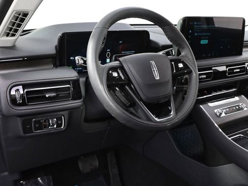 New 2026 Lincoln Aviator Reserve image 11