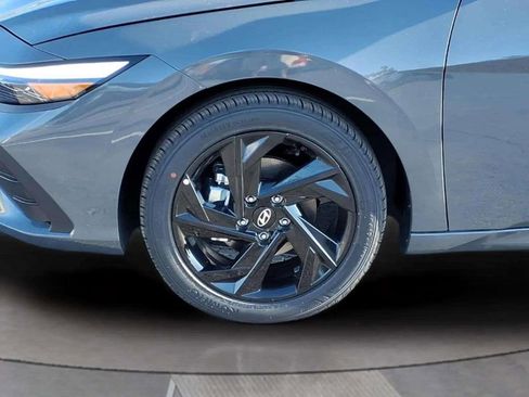 New 2026 Hyundai Elantra Sport FWD image 9