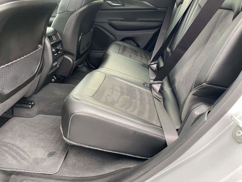 Certified 2024 Jeep Grand Cherokee Altitude image 19