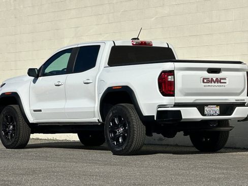 Certified 2023 GMC Canyon Elevation image 6