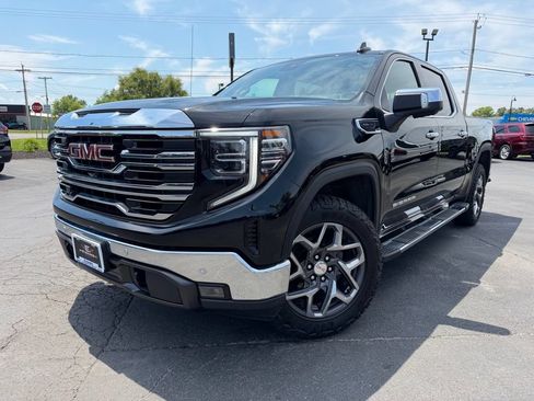 Used 2022 GMC Sierra 1500 SLT w/ SLT Premium Plus Package AWD/4WD image 1
