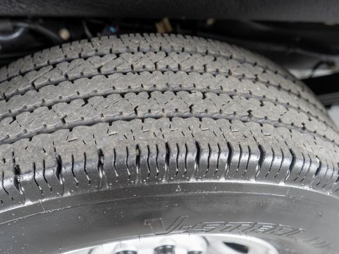 Used 2024 GMC Savana 2500 w/ Driver Convenience Package image 22